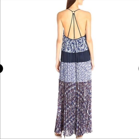 BCBGMaxAzria Boho Juan Sleeveless Halter Printed Pleated Maxi Dress Blue XS - Picture 4 of 5